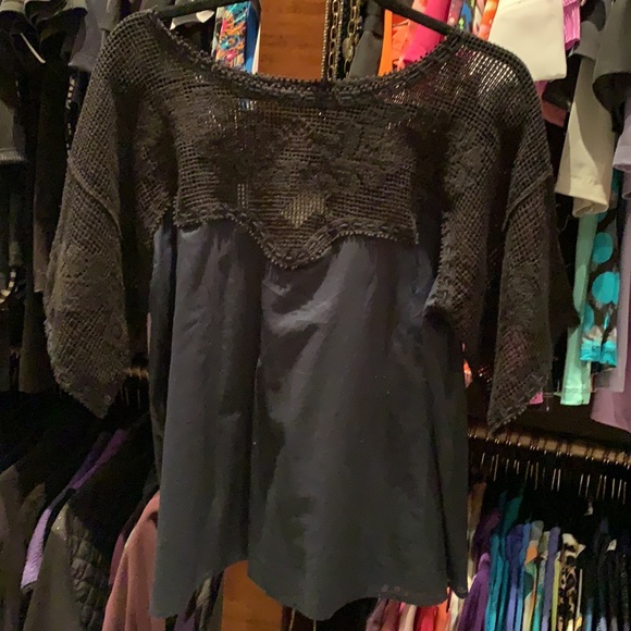 Navy shirt with black Black knit top - Picture 3 of 5